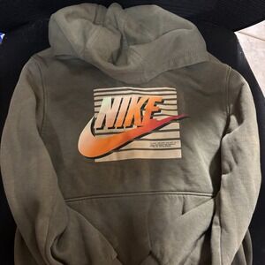 Nike Boys‎ Hoodie Pullover Size Small Green With Multicolor Nike Logo On Chest